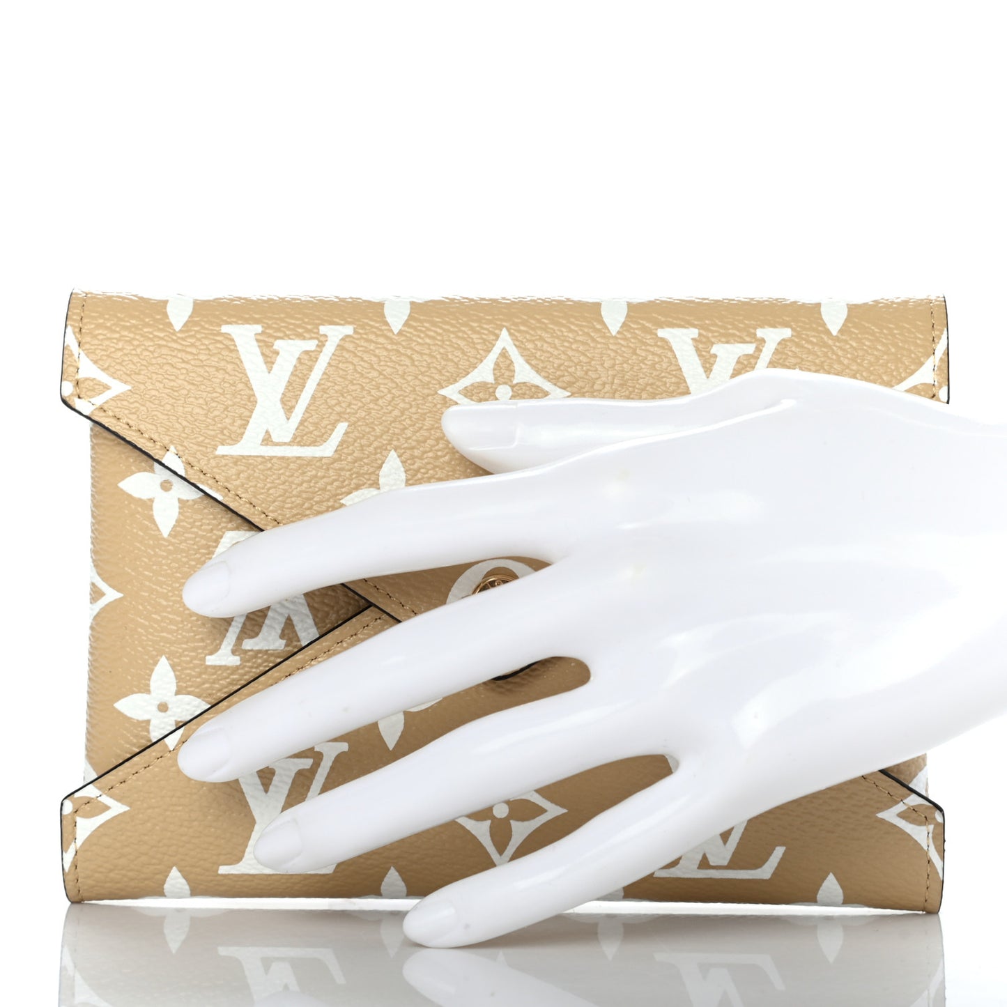 Monogram Giant Medium Kirigami Pochette Insert Beige