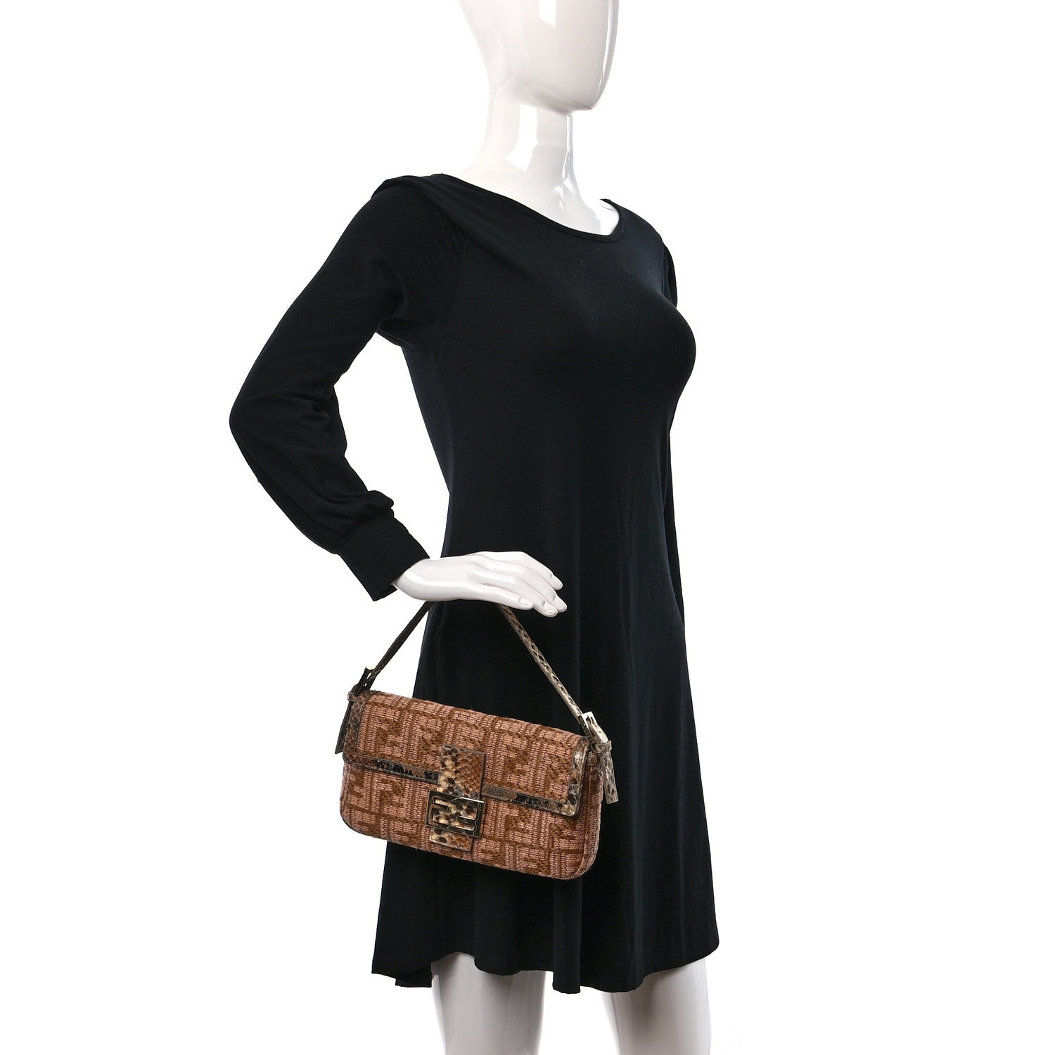 Fendi Raffia Snakeskin Baguette Beige 2 of 13