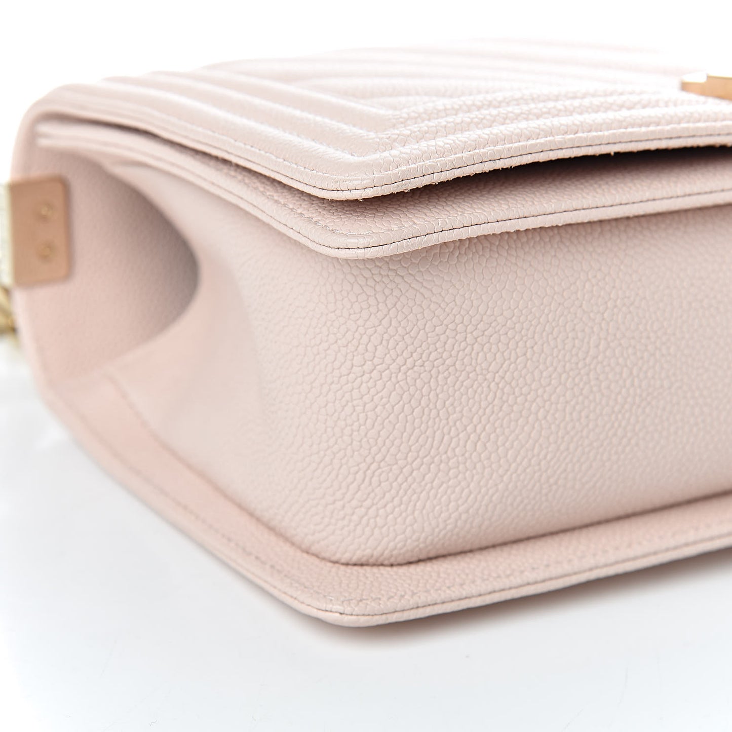 Caviar Chevron Quilted Medium Boy Flap Nude