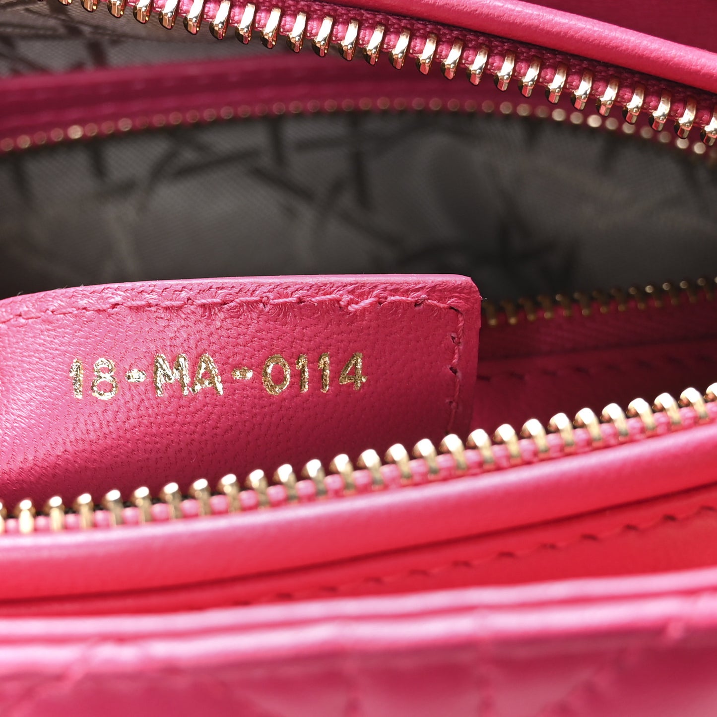 Lambskin Cannage Medium Lady Dior Fuchsia