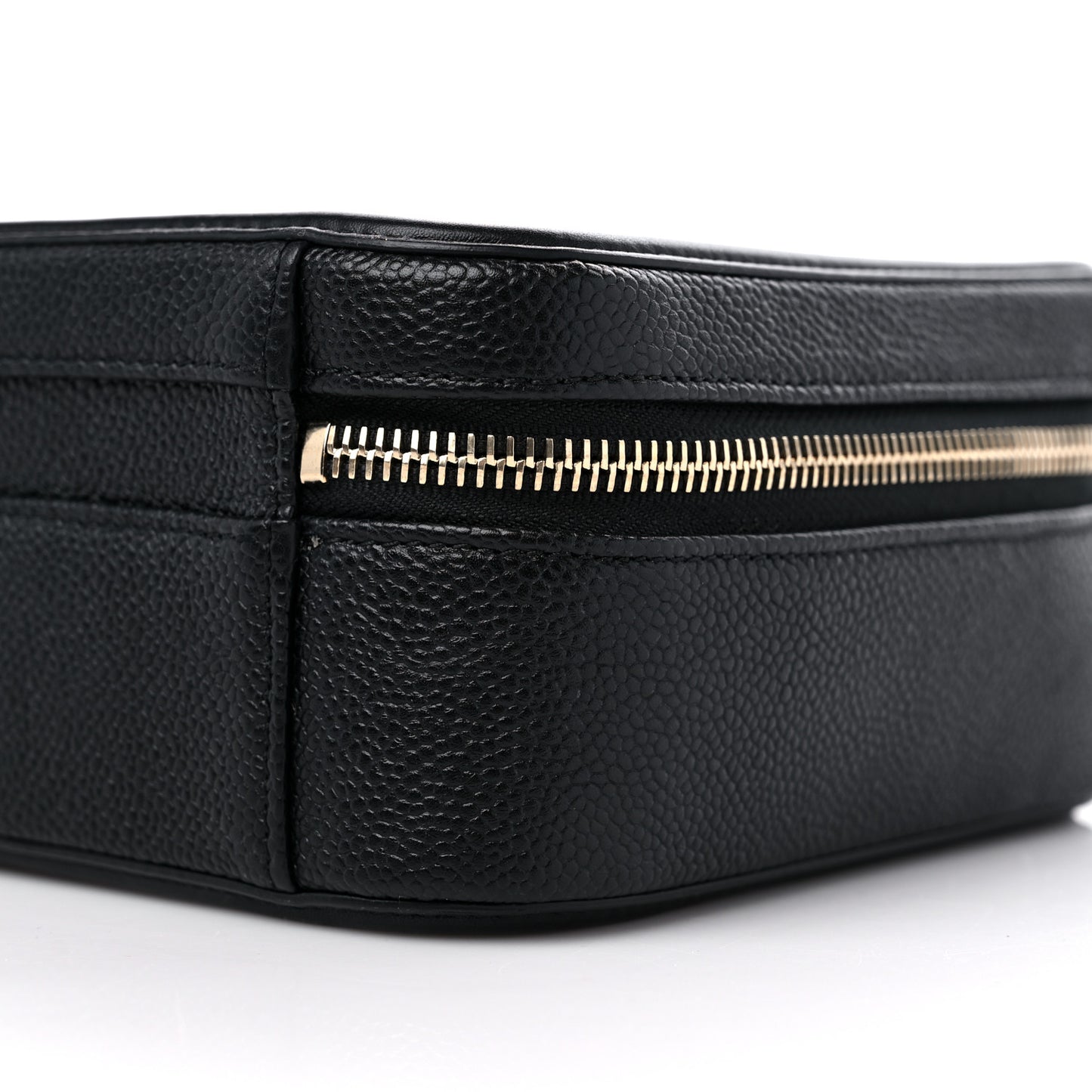 Caviar Quilted Medium CC Filigree Vanity Case Black