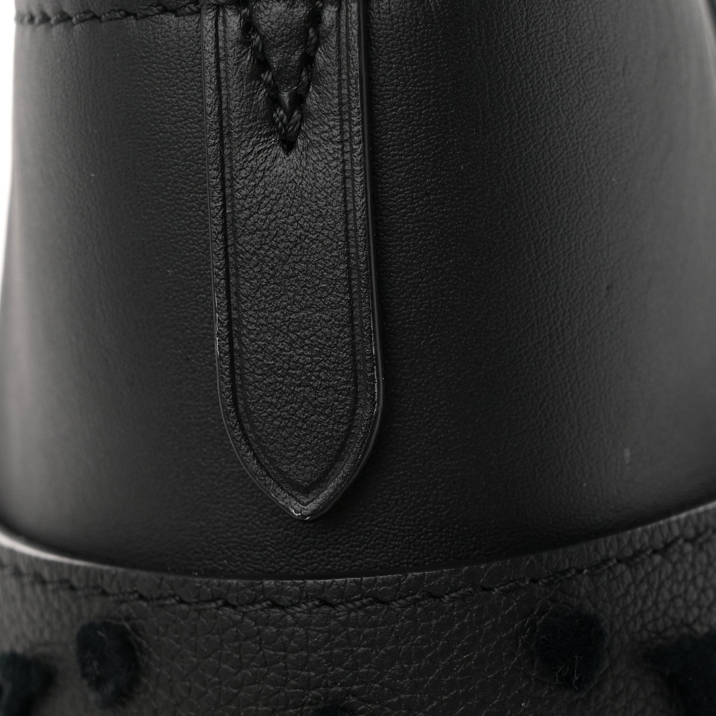 Calfskin Monogram Tufting On My Side Black