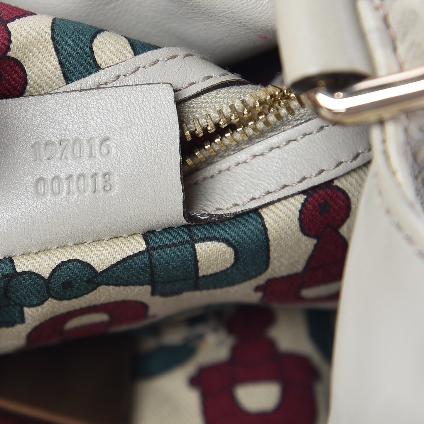 Guccissima Medium Hysteria Top Handle Bag Off White