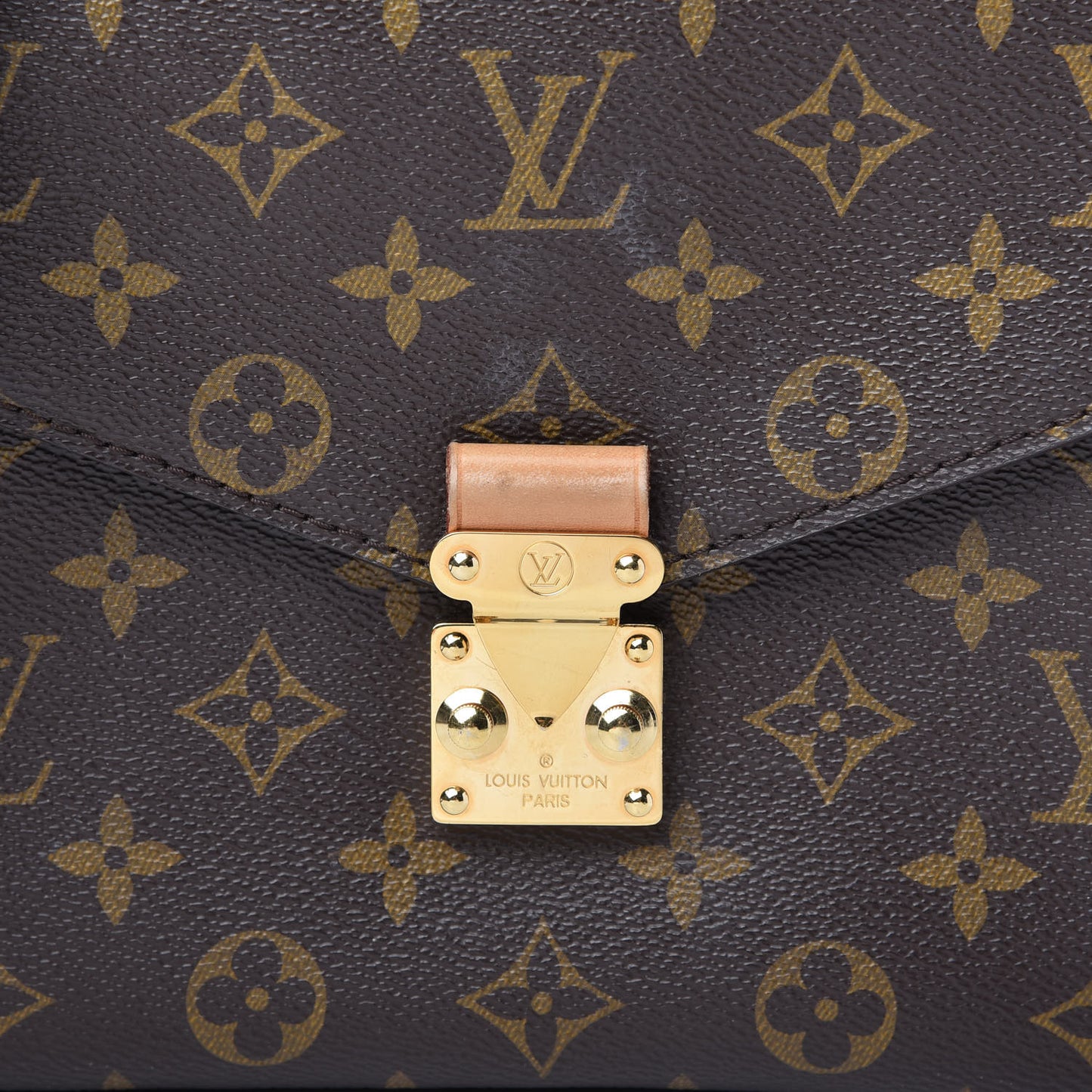 Monogram Pochette Metis
