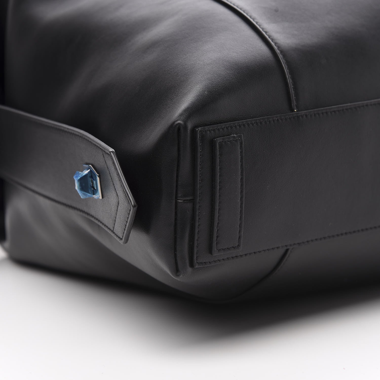 Givenchy Smooth Calfskin Large Soft Antigona Black 10 of 13
