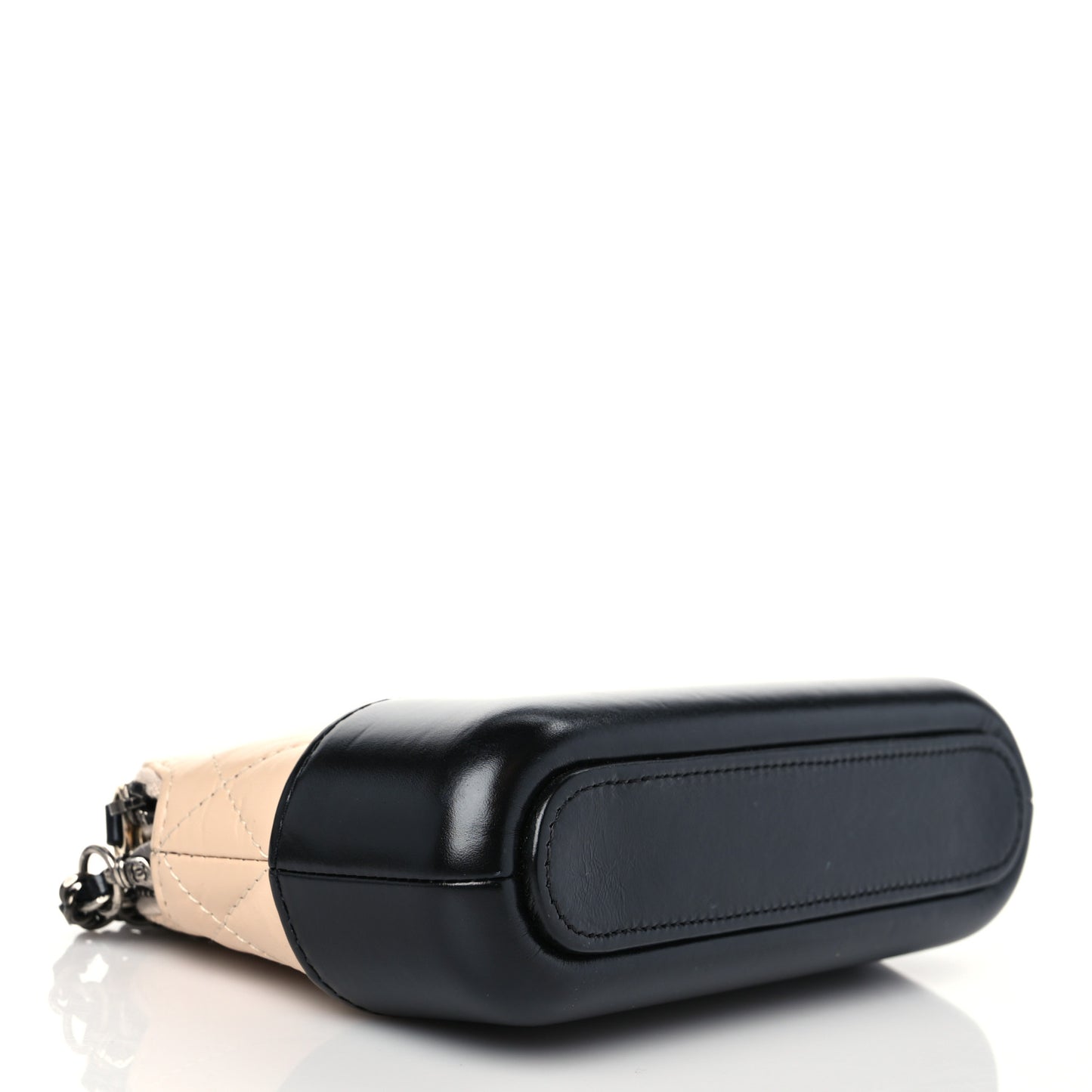 Aged Calfskin Quilted Small Gabrielle Clutch With Chain Beige Black