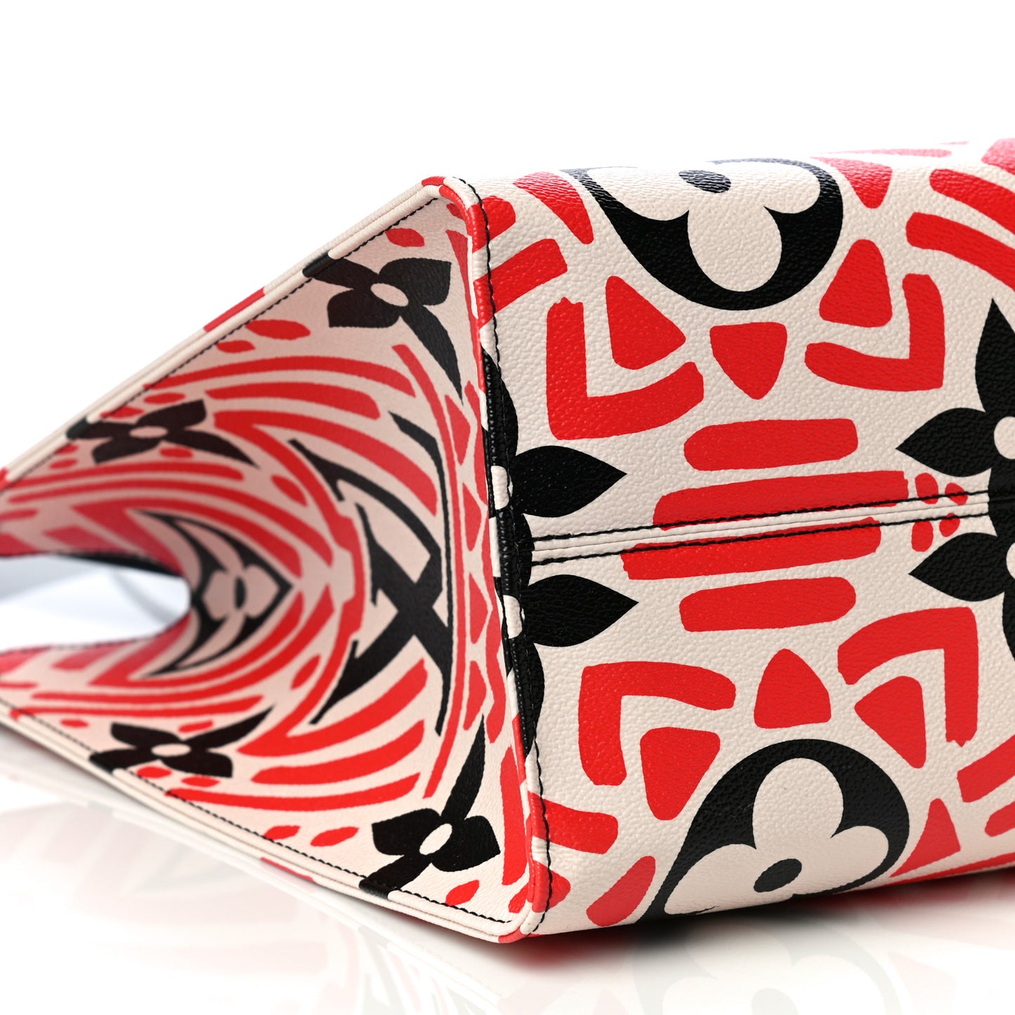Monogram Giant Crafty Onthego GM Creme Rouge Black