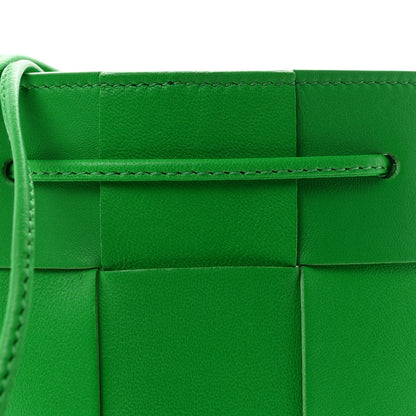 Bottega Veneta Nappa Maxi Intrecciato Small Cassette Bucket Bag Parakeet 7 of 9