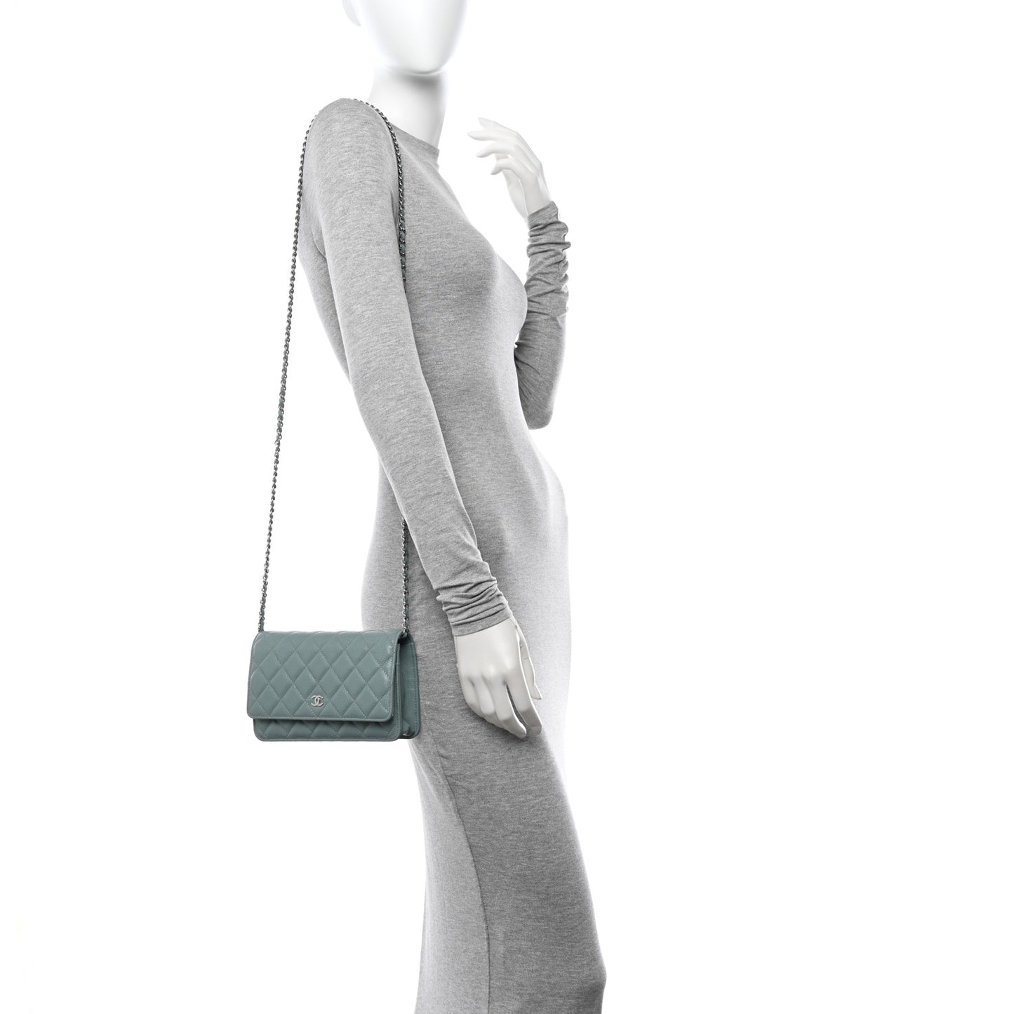Caviar Quilted Wallet on Chain WOC Light Blue