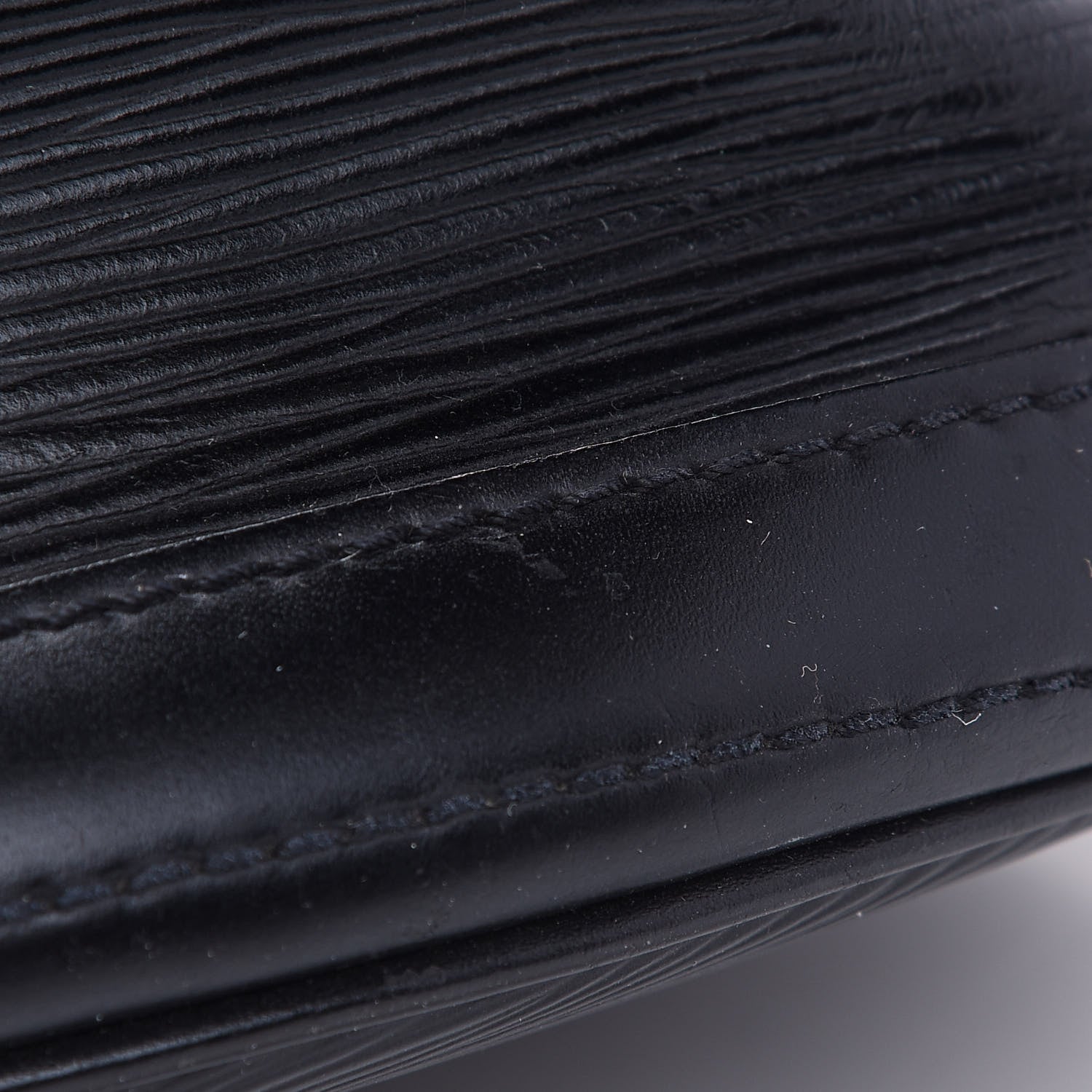 Louis Vuitton Epi Petit Bucket 23 Black 10 of 10