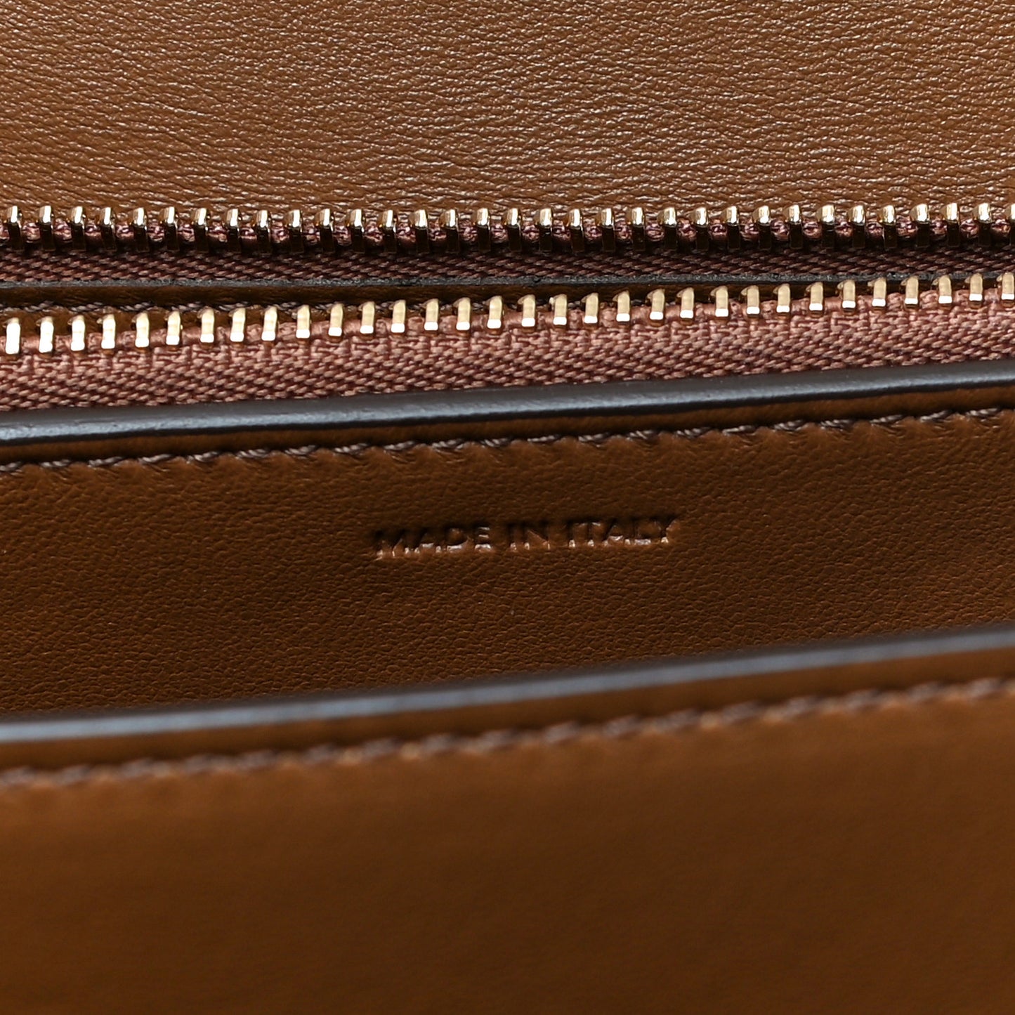 Box Calfskin Medium Classic Box Flap Bag Camel