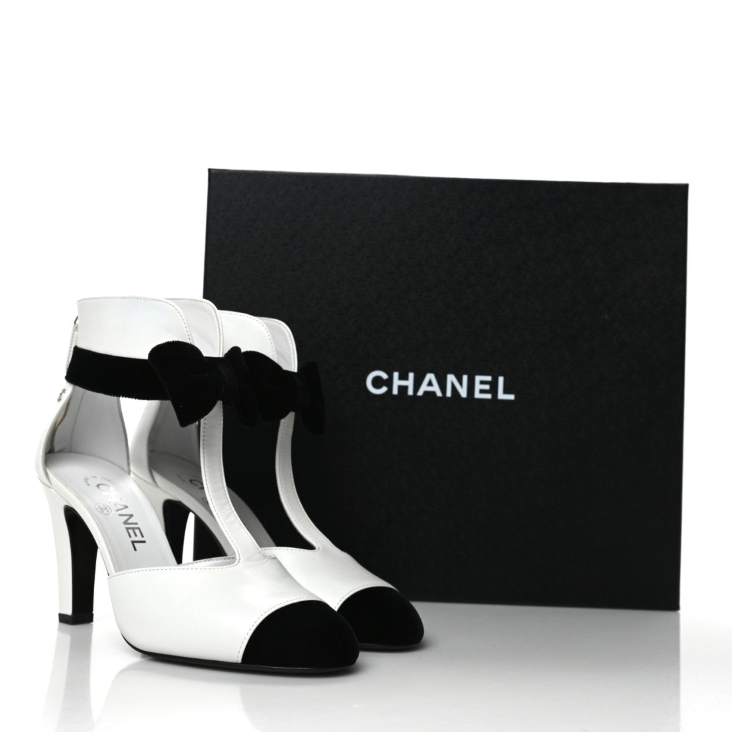 Chanel Lambskin Velvet Cap Toe Bow Pumps 36 Black White 9 of 9