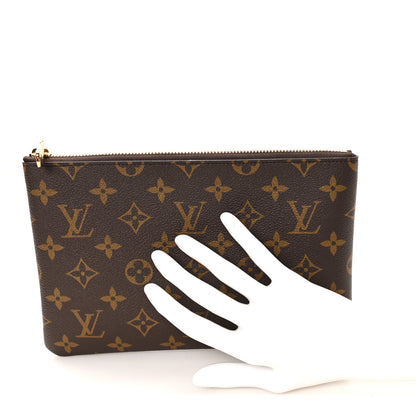 Louis Vuitton Monogram Key Pouch M 2 of 7