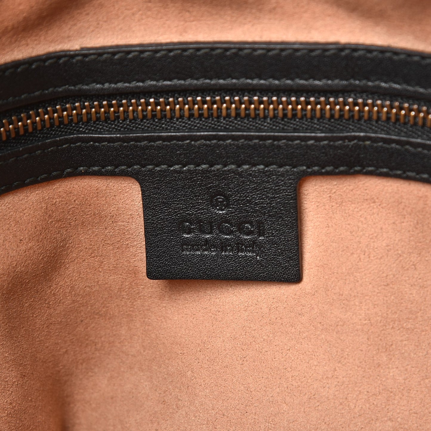 Calfskin Matelasse Medium GG Marmont Chain Shoulder Bag Black