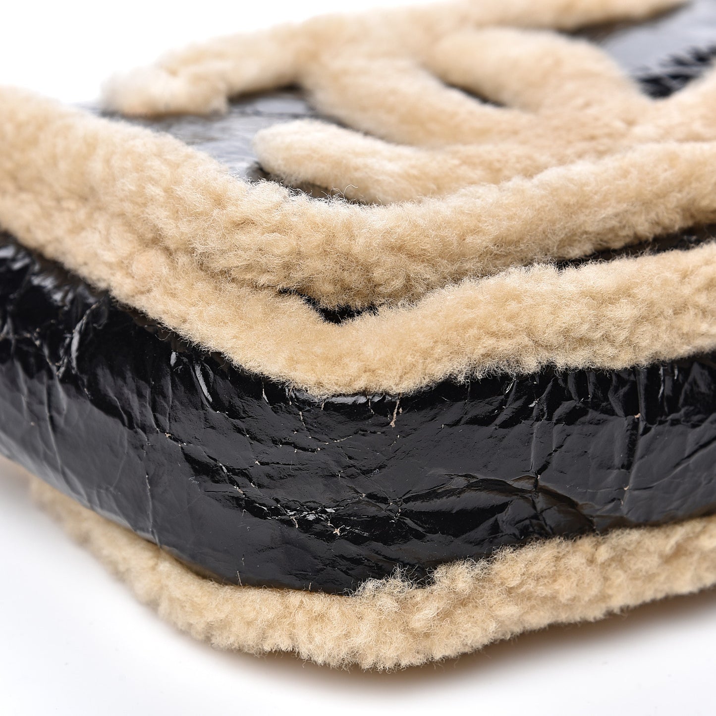 Crumpled Calfskin Shearling CC Flap Black Beige
