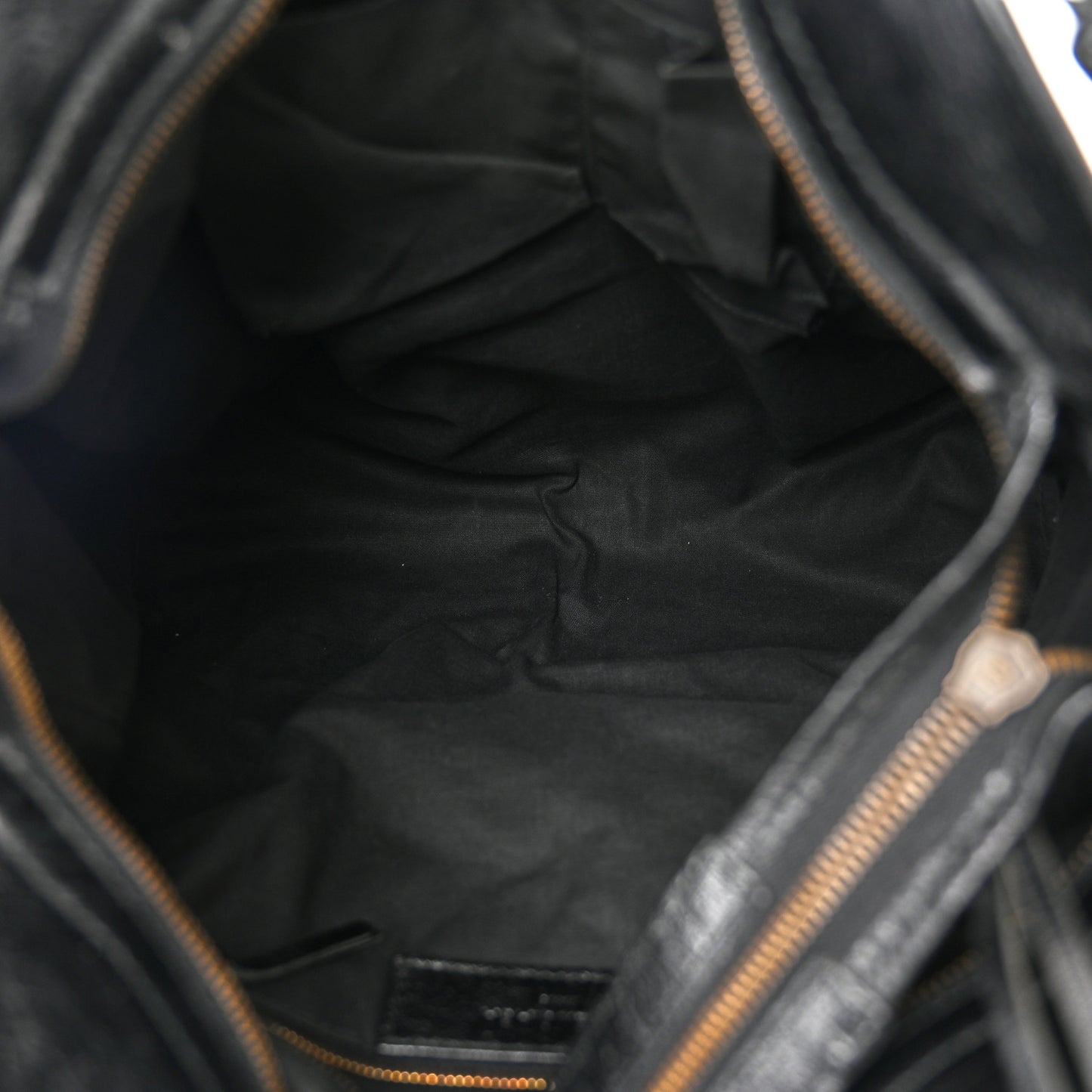 Agneau Classic Hardware Velo Black