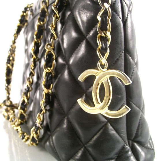 Chanel Lambskin Patent Quilted Shoulder Bag 6 of 11