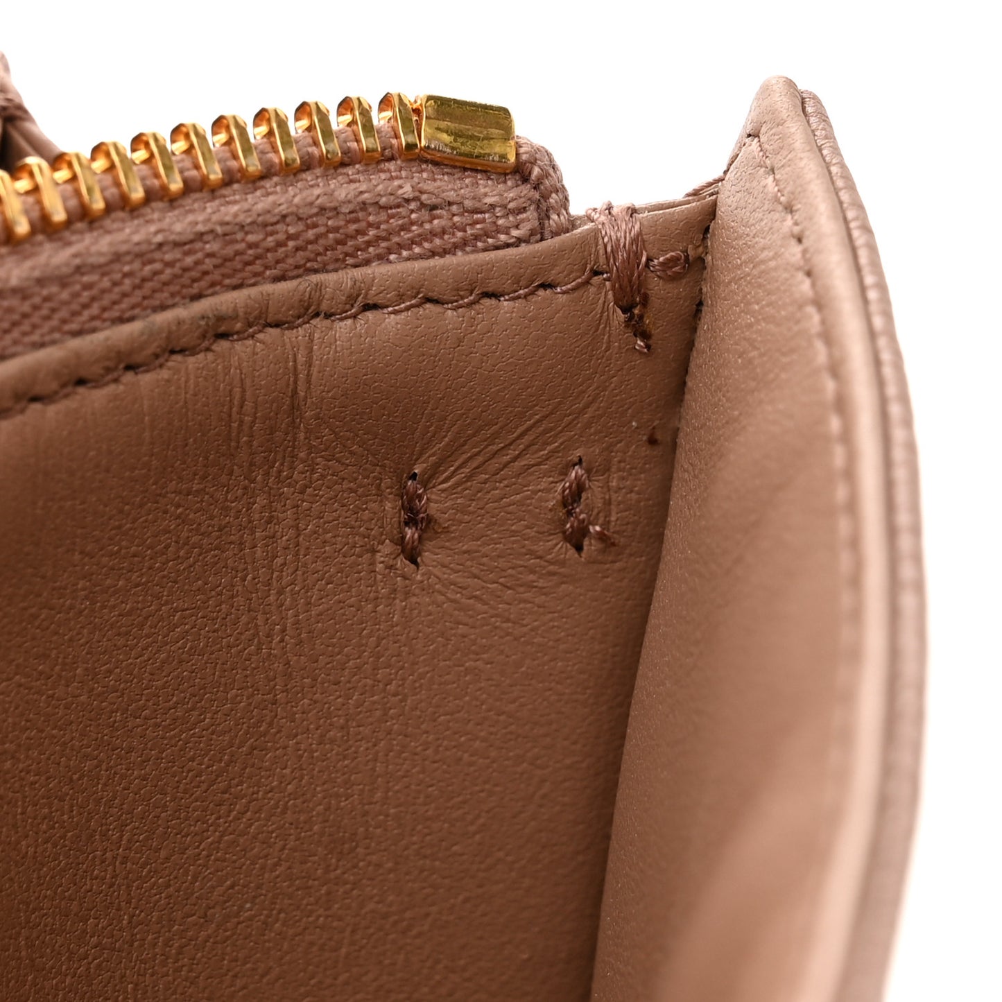 Calfskin Cannage Caro Zipped Pouch With Chain Fard