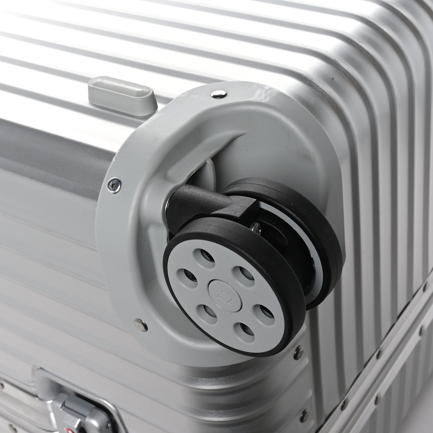 Rimowa Aluminum Original Trunk S Silver 9 of 12