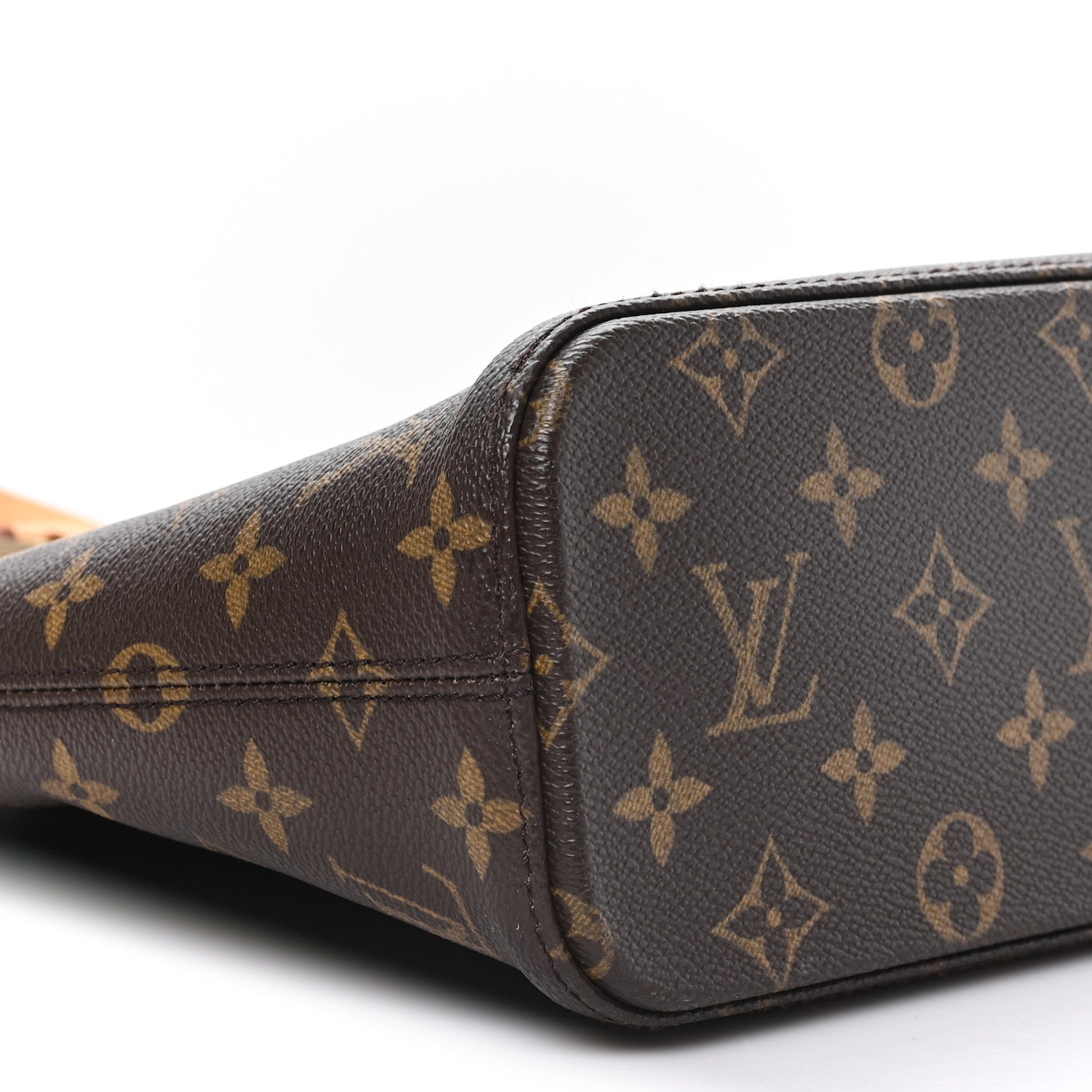 Louis Vuitton Monogram Luco 8 of 9