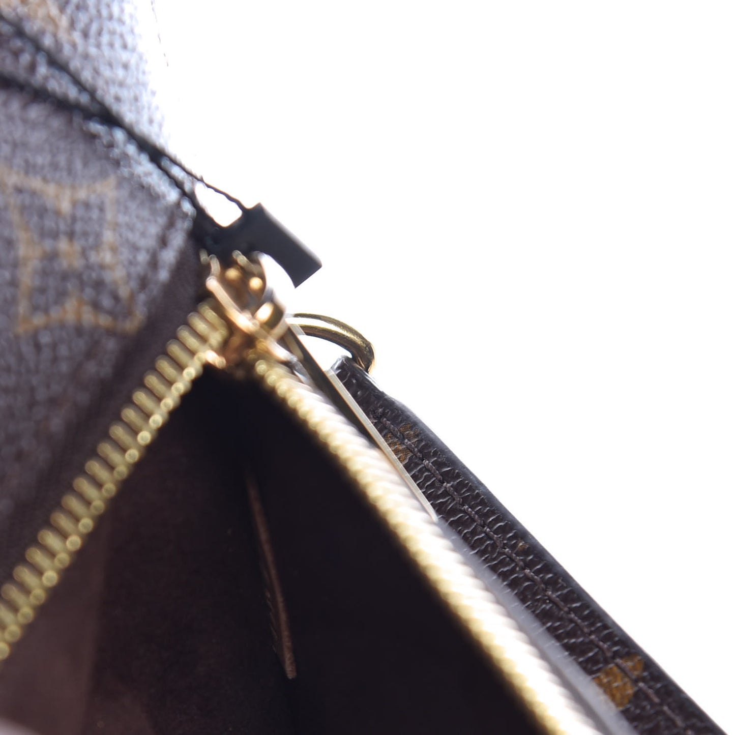 Monogram Pochette Metis