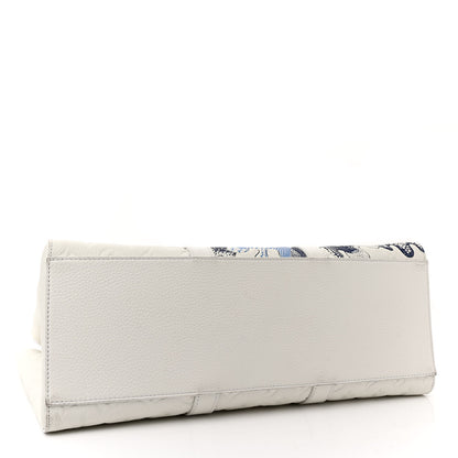 Louis Vuitton LV X YK Taurillon Sac Plat 24H White 4 of 13