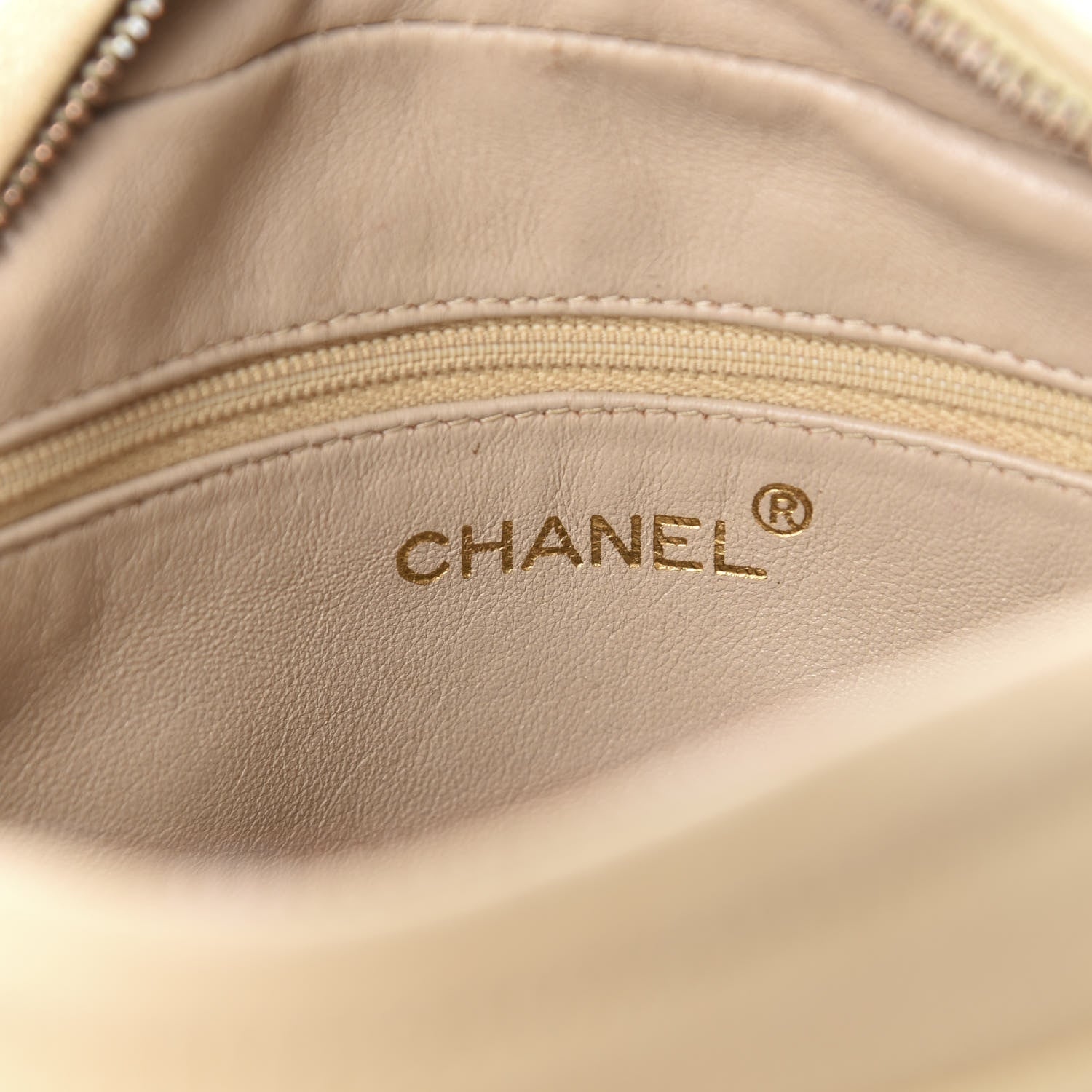 Chanel Caviar Quilted Camera Case Beige Clair 14 of 16