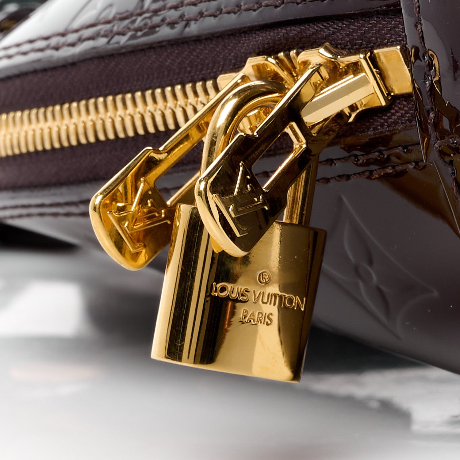 Louis Vuitton Vernis Alma BB Amarante 9 of 12
