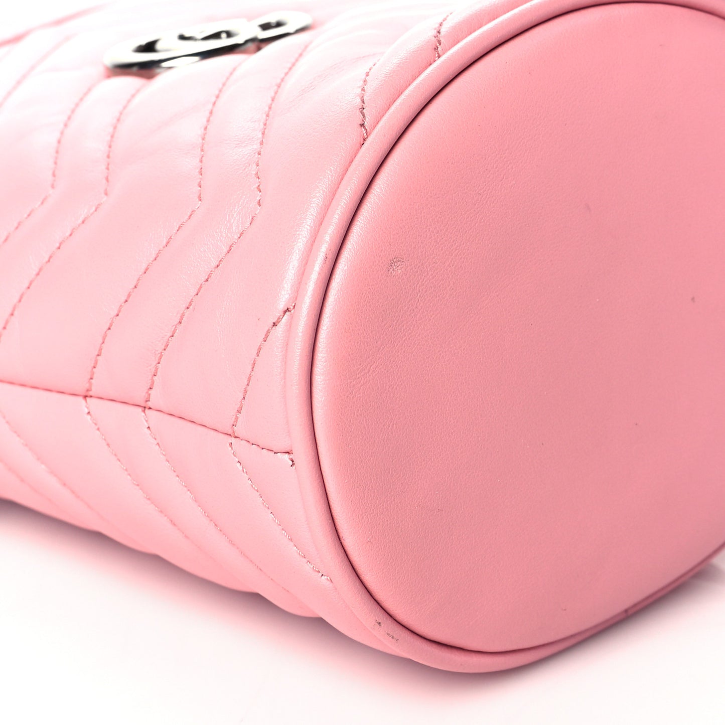 Calfskin Matelasse Mini GG Marmont 2.0 Bucket Bag Wild Rose