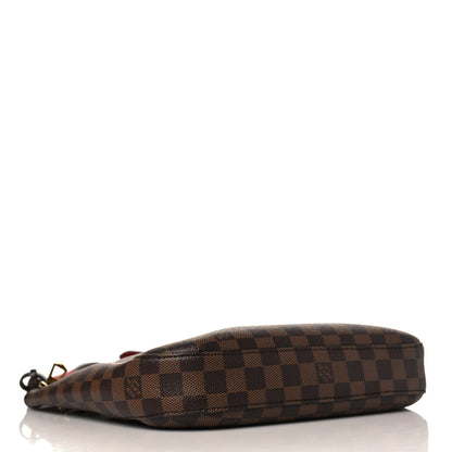 Louis Vuitton Damier Ebene South Bank Besace 5 of 9