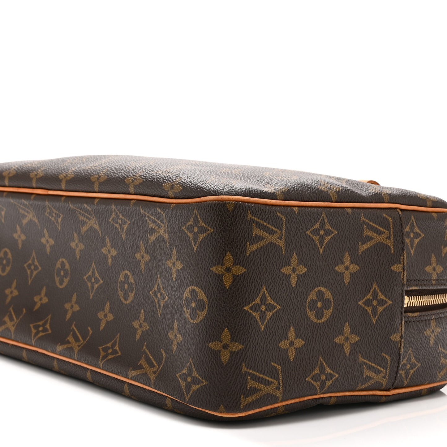 Monogram Cite GM