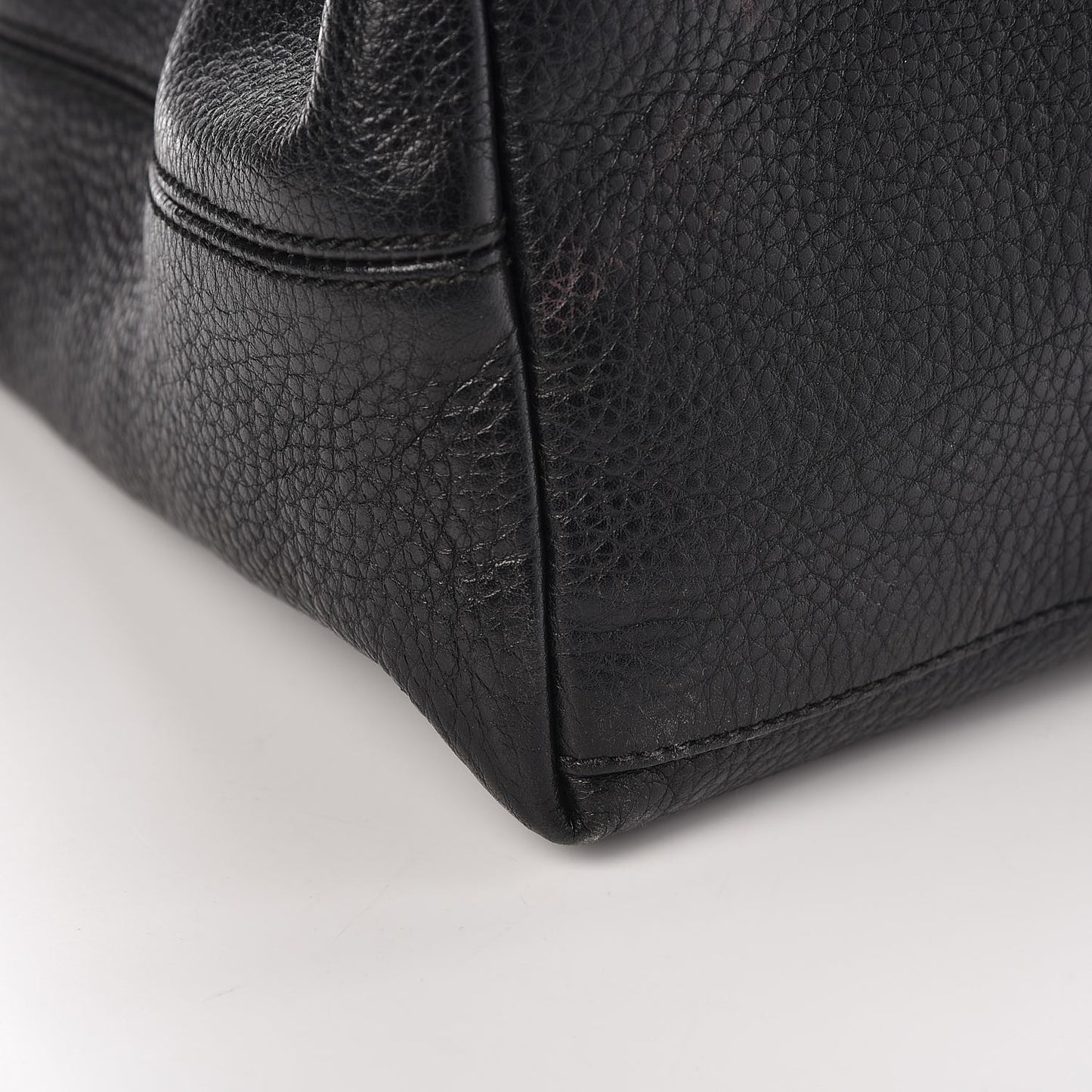 Pebbled Calfskin Large Soho Chain Shoulder Bag Black