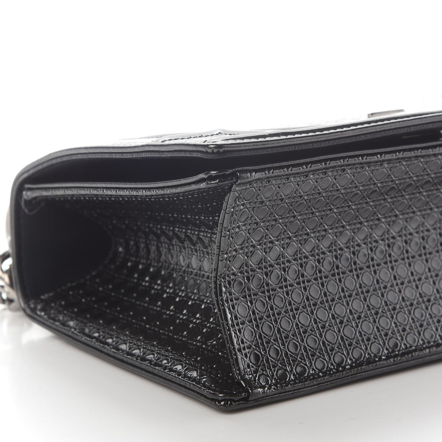 Metallic Patent Micro-Cannage Medium Diorama Flap Bag Graphite