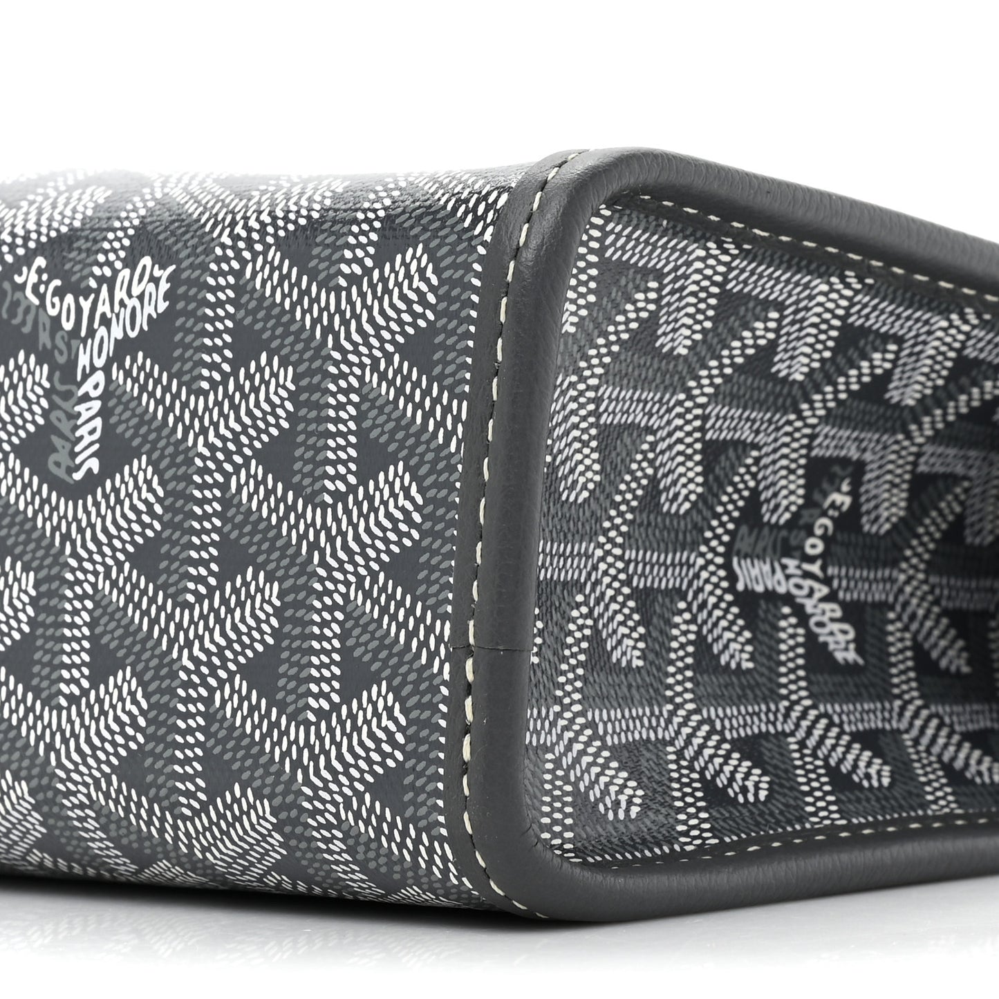 Goyardine Jouvence GM Toiletry Pouch Grey