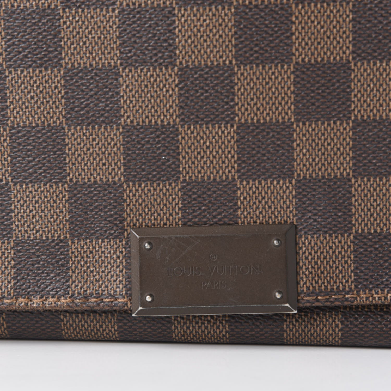 Louis Vuitton Damier Ebene District MM 8 of 10