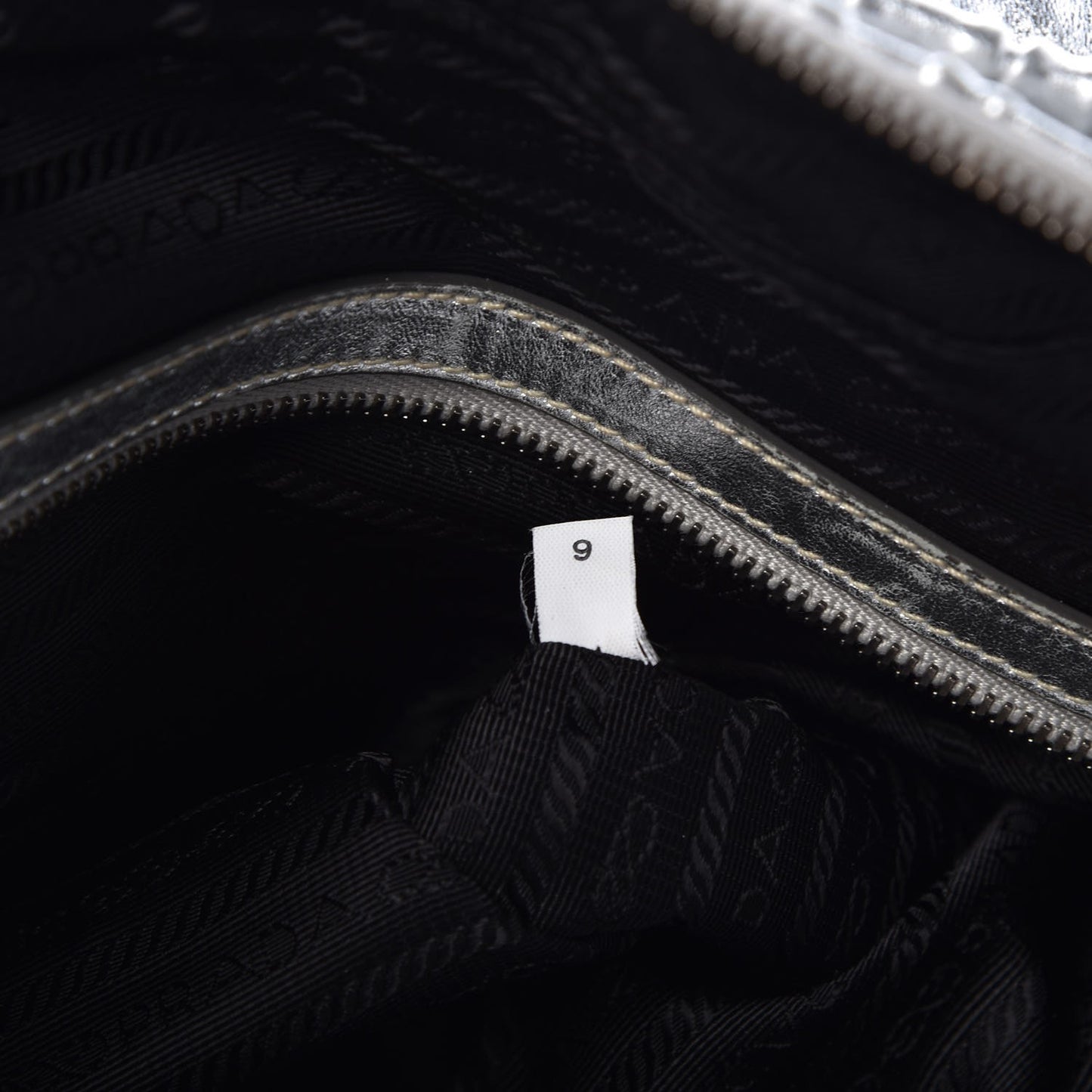 Nappa Saffiano Dressy Gaufre Messenger Argento