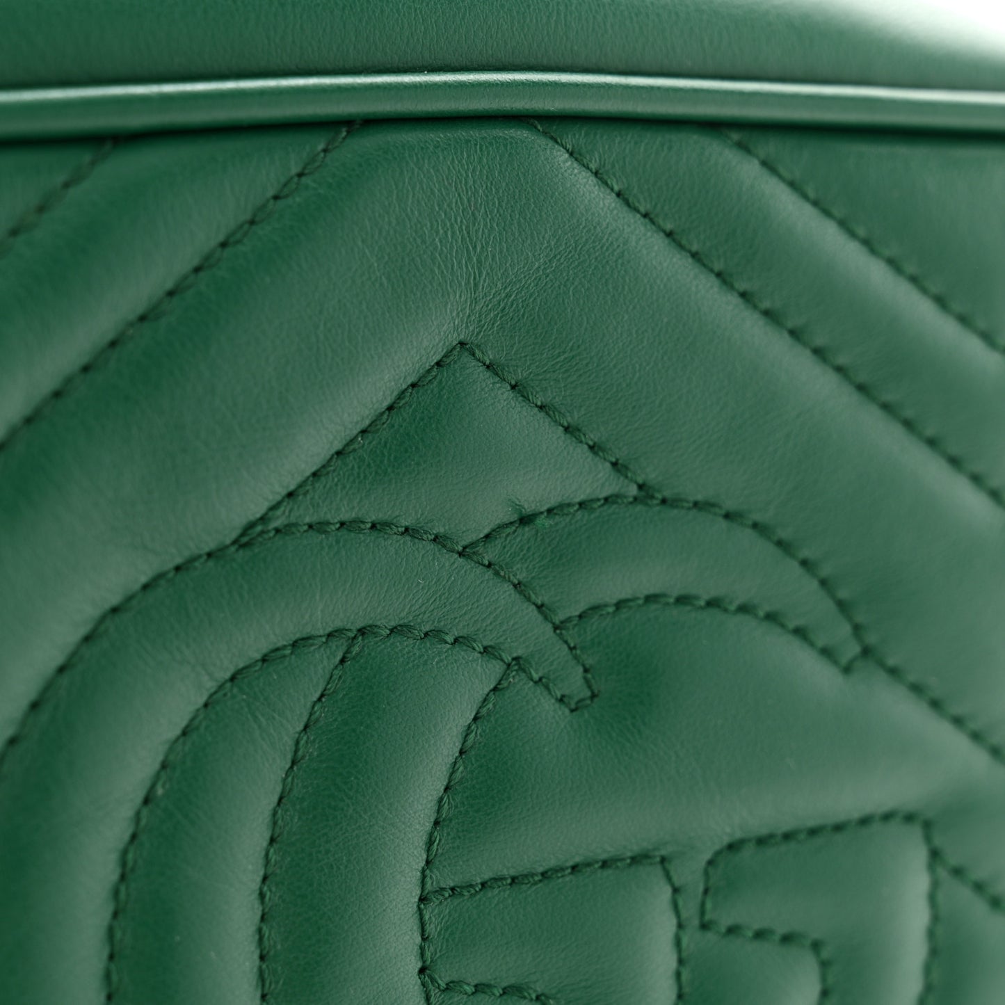 Calfskin Matelasse Small GG Marmont Chain Shoulder Bag Emerald Green