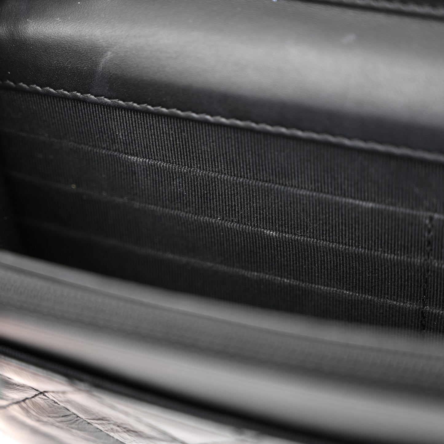 Glazed Aged Calfskin Reissue Wallet On Chain WOC Black