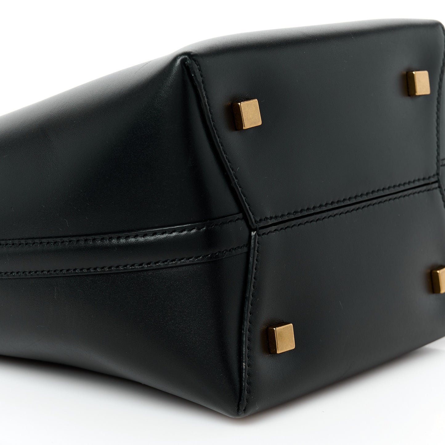 Shiny Calfskin Le 37 Mini Bucket Bag Black
