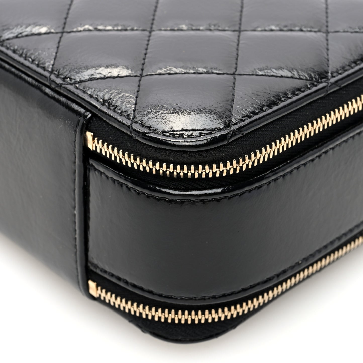 Shiny Lambskin Quilted CC Vanity Case Black