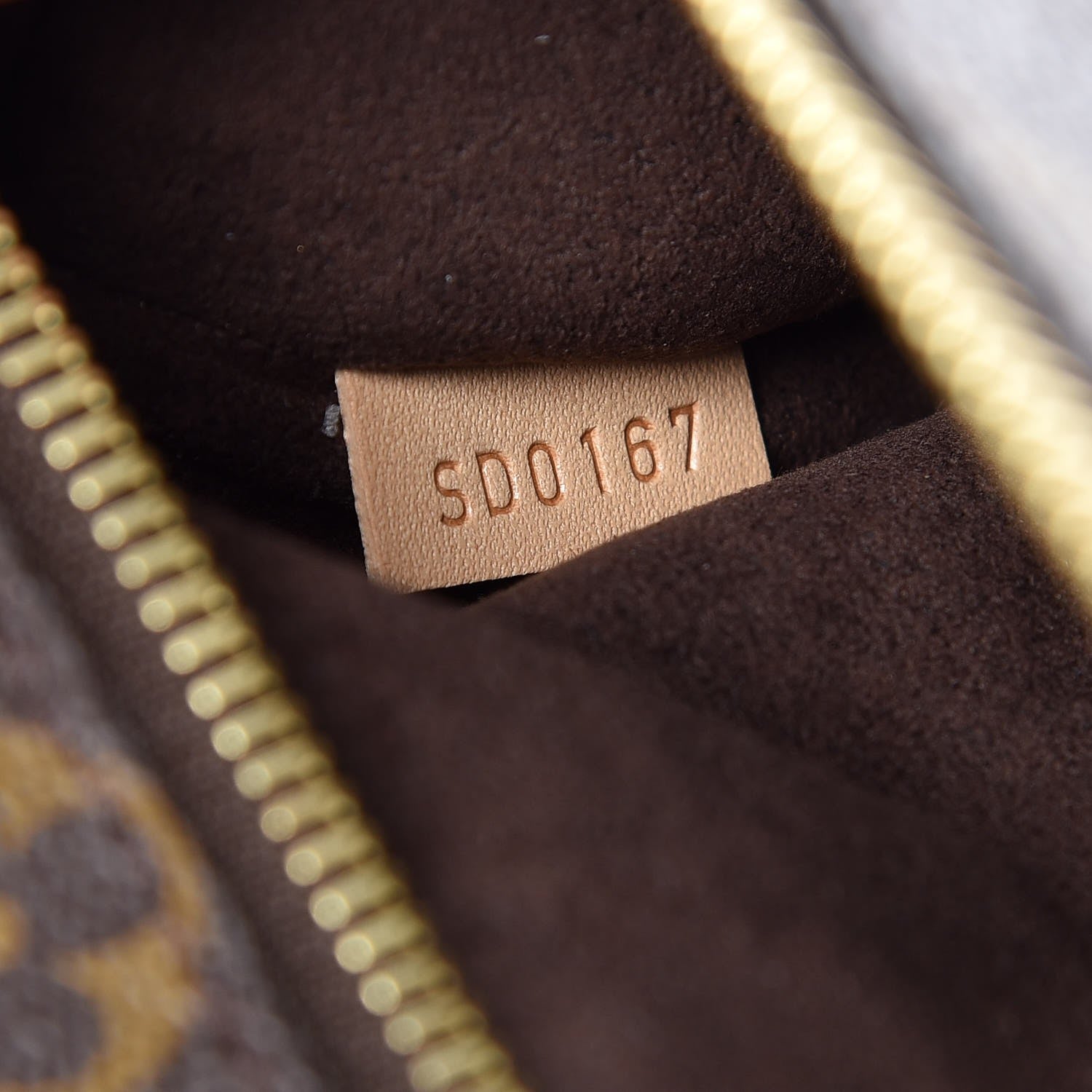 Louis Vuitton Monogram Pochette Metis 8 of 8