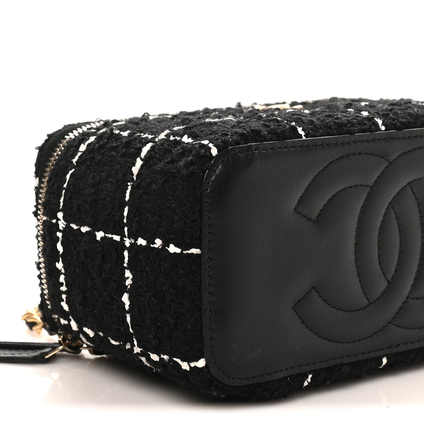 Tweed Pearl Crush Small Vanity Case With Chain Black White