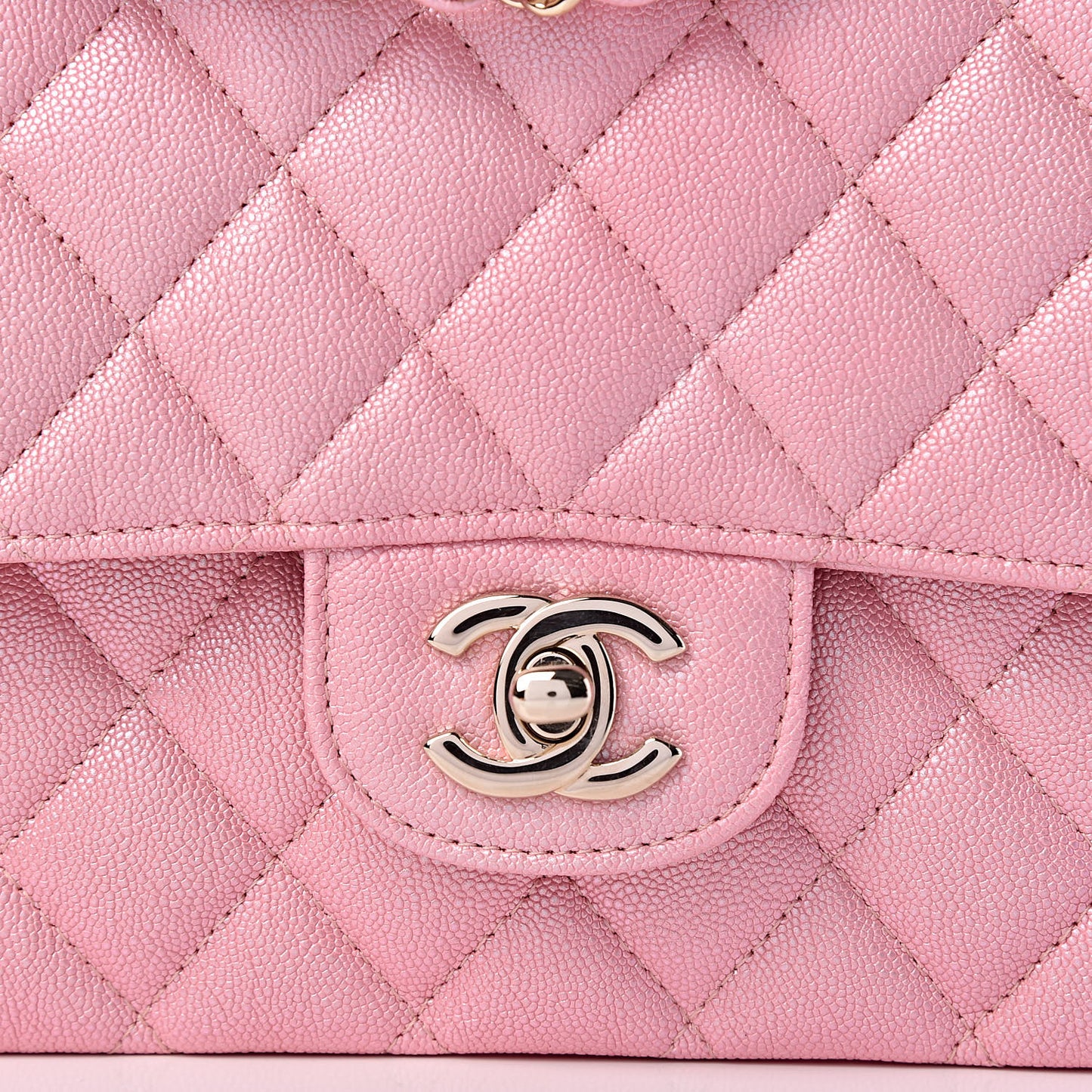 Iridescent Caviar Quilted Medium Double Flap Rose Pink