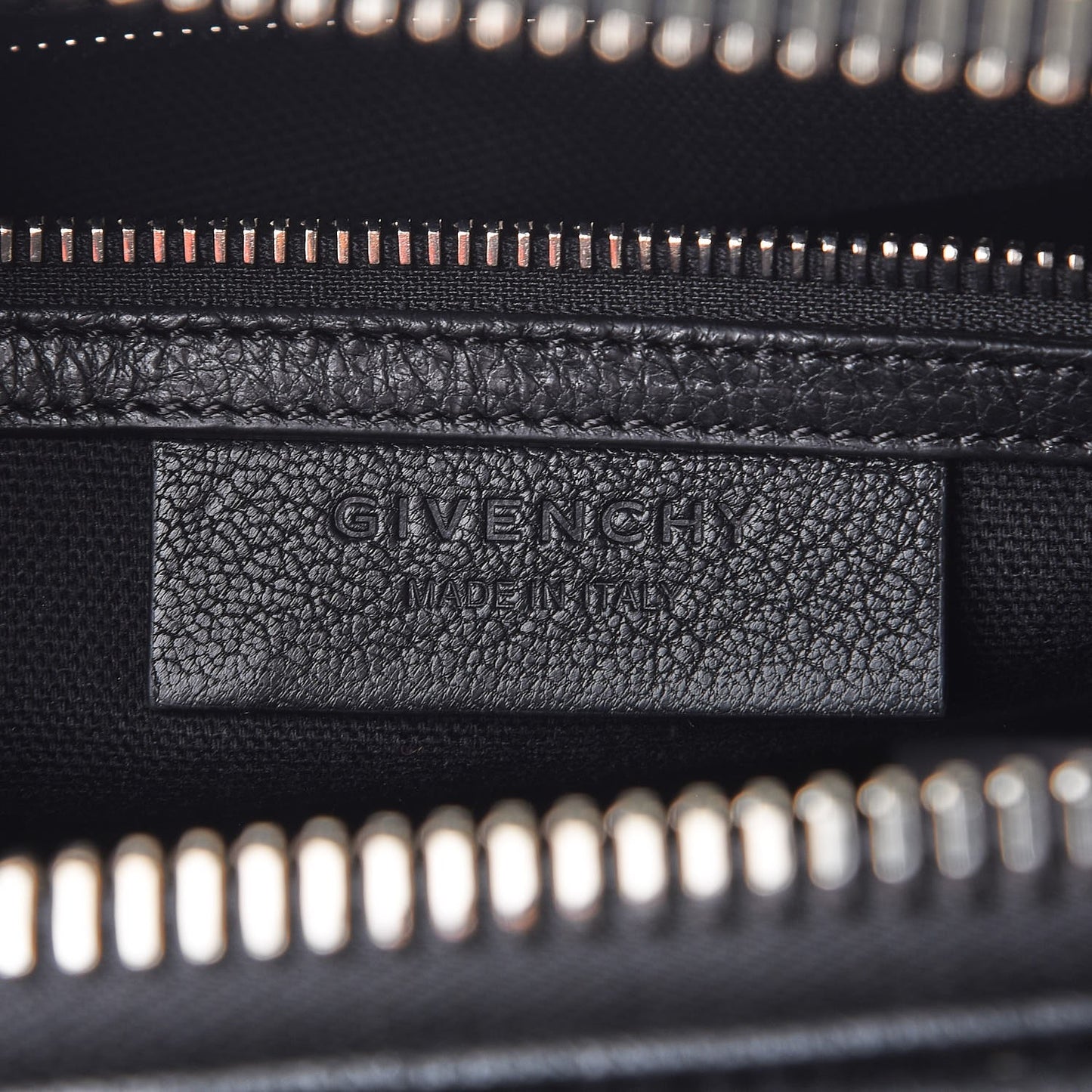 Sugar Goatskin Small Antigona Black