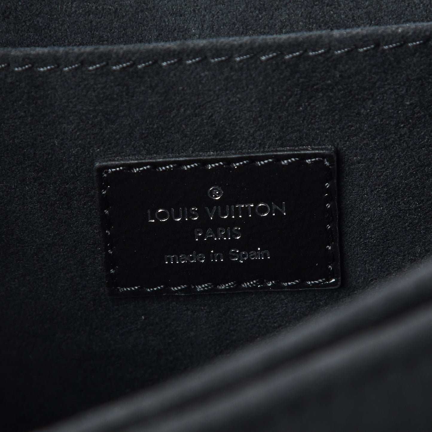 Reverse Monogram Giant Dauphine MM