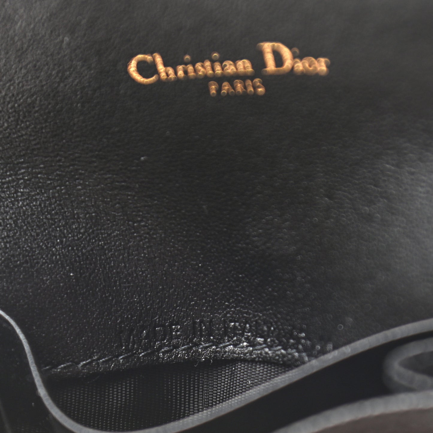 Grained Calfskin Saddle Card Holder Black