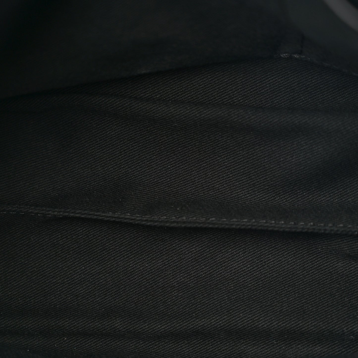 Grained Calfskin CC Pocket Tote Black
