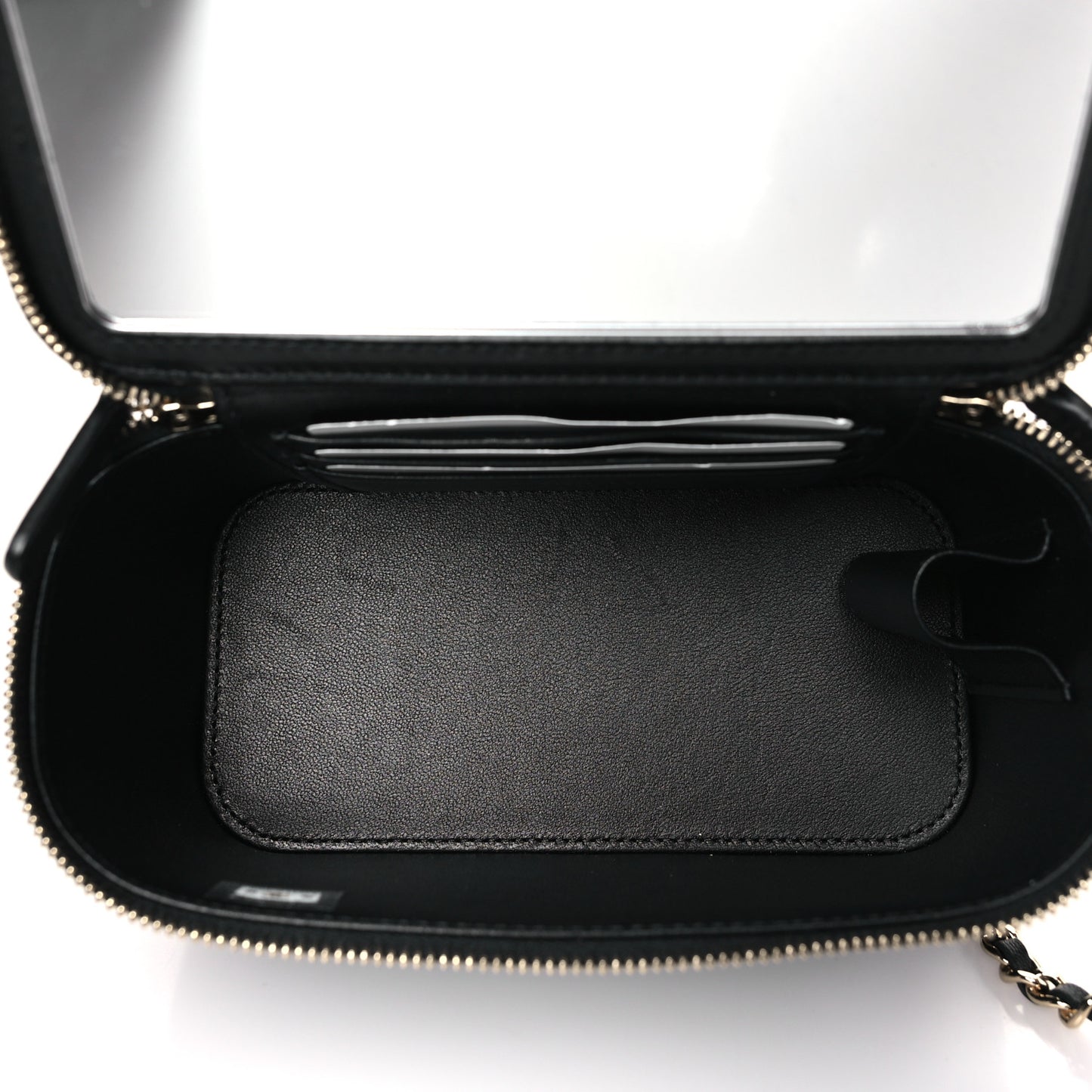 Lambskin Quilted Small Top Handle Vanity Case With Chain Black