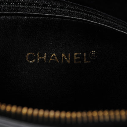 Chanel Lambskin CC Tote Black White 16 of 20