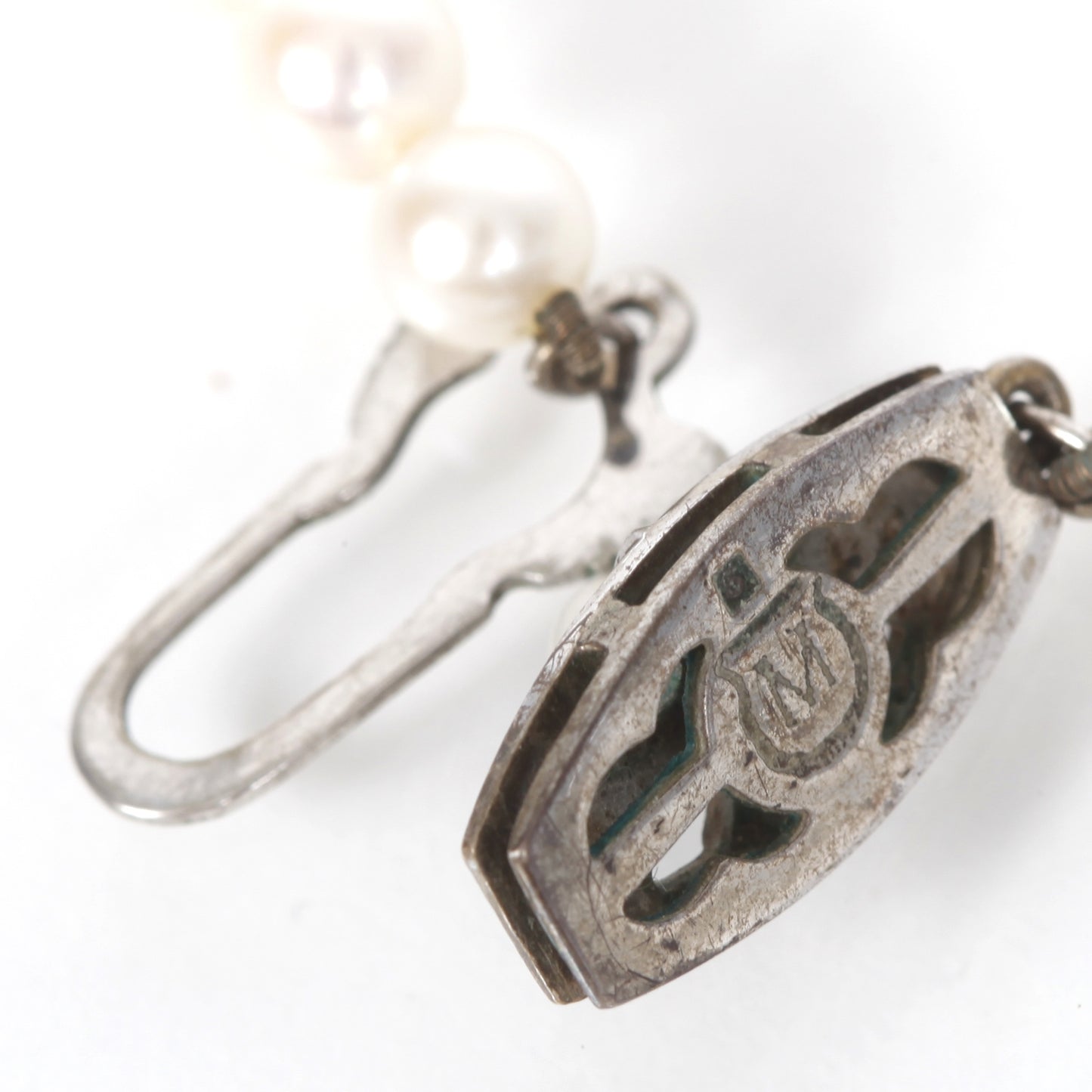 Classic Cultured Pearl Necklace